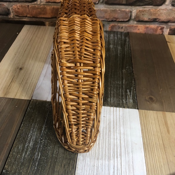 Wicker Hand Made Crafted Scoop Basket with Handle - Picture 5 of 8